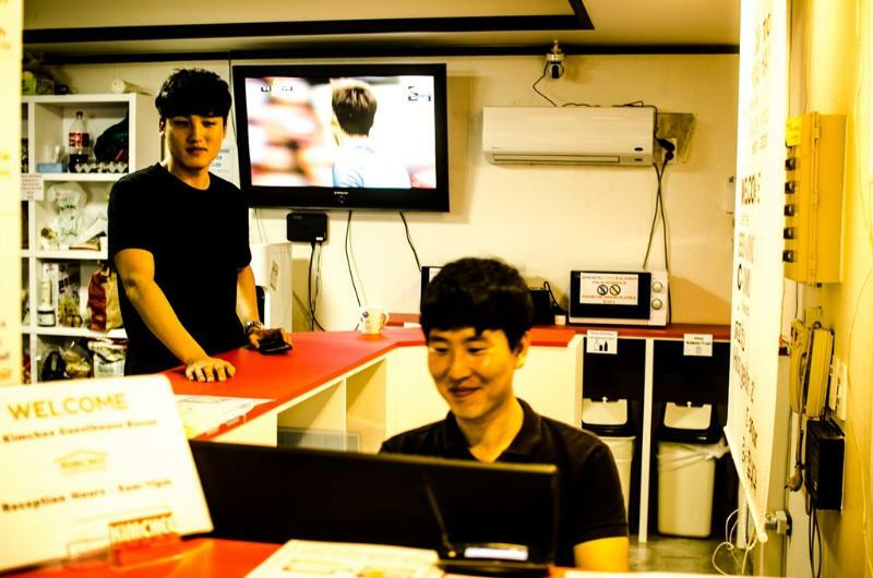 Kimchee Busan Downtown Guesthouse Екстериор снимка