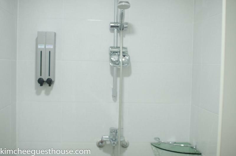 Kimchee Busan Downtown Guesthouse Екстериор снимка