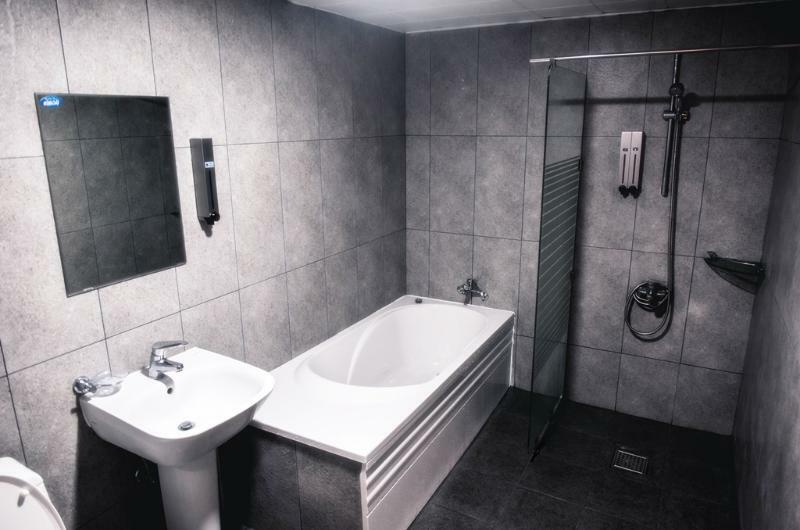 Kimchee Busan Downtown Guesthouse Екстериор снимка