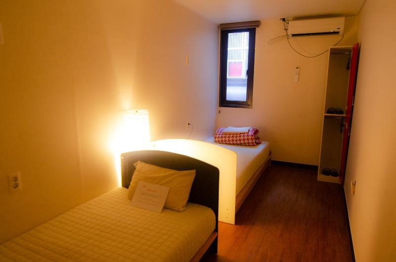 Kimchee Busan Downtown Guesthouse Екстериор снимка